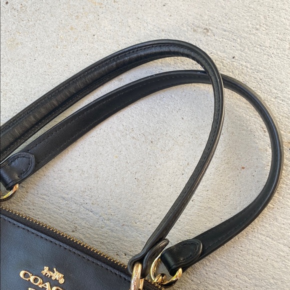 Coach Black and Brown Signature Tote Bag - Picture 3 of 9